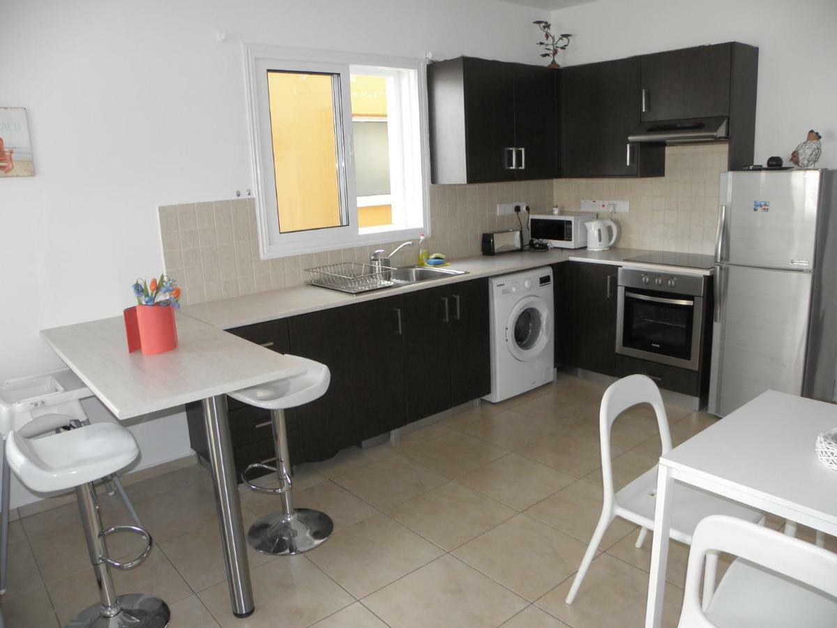 Cosy Apartment In A Luxury Resort Paralimni Exterior foto